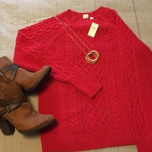 GAP NWT Red Cable Knit Sweater Medium